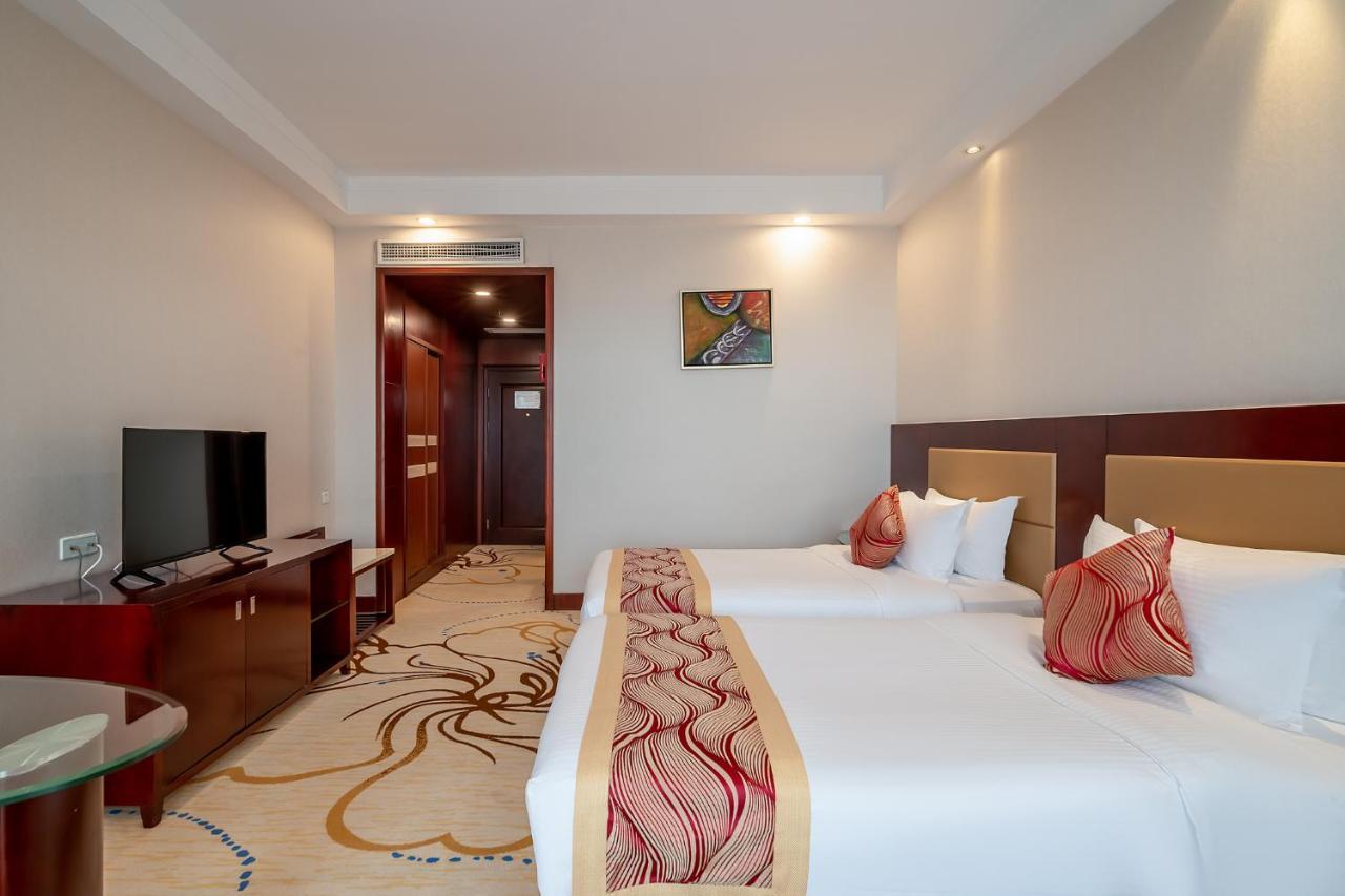 ג'ינאן Grand Metropark Hotel Shandong מראה חיצוני תמונה