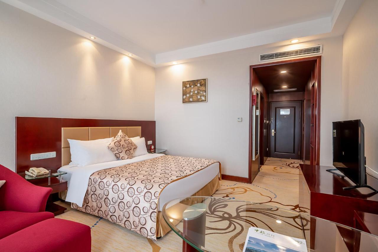 ג'ינאן Grand Metropark Hotel Shandong מראה חיצוני תמונה