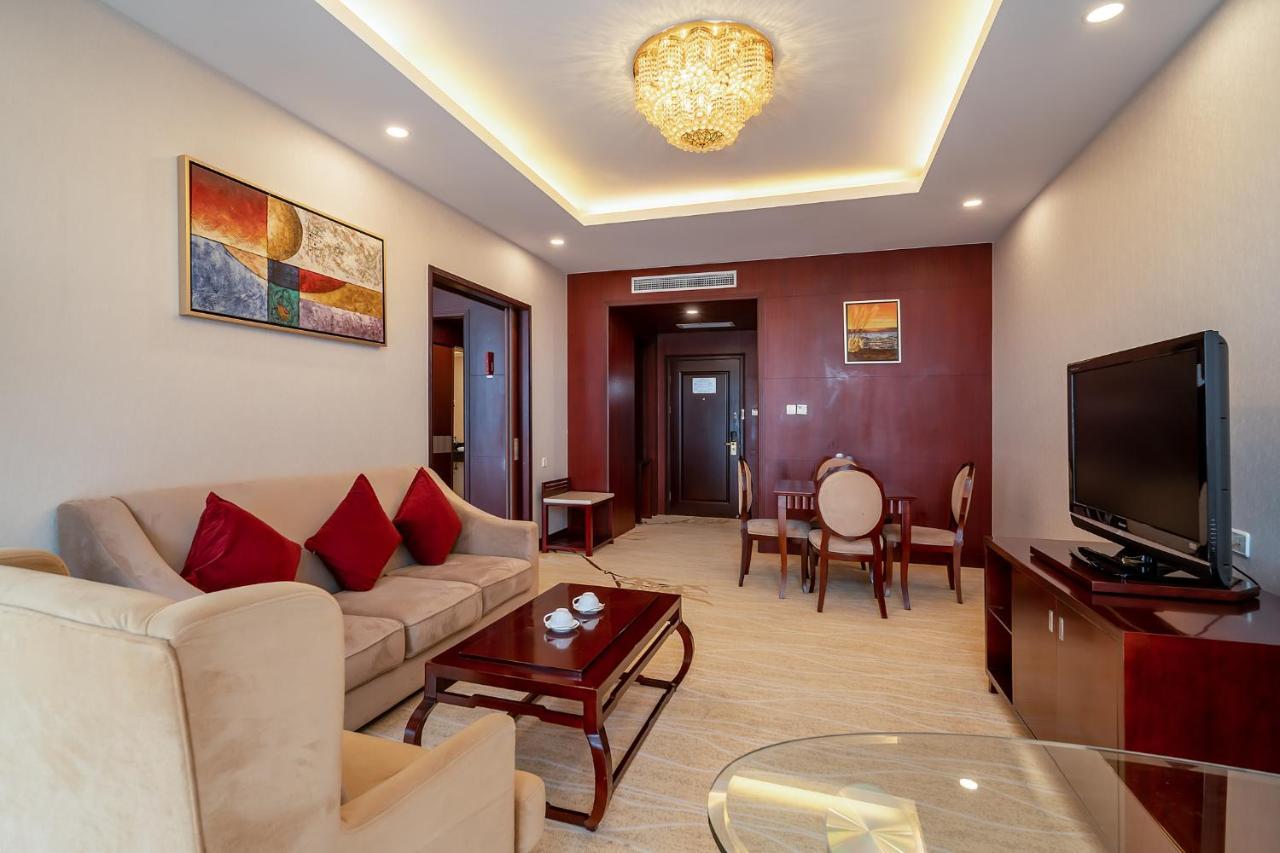 ג'ינאן Grand Metropark Hotel Shandong מראה חיצוני תמונה