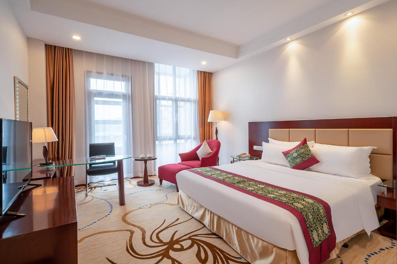 ג'ינאן Grand Metropark Hotel Shandong מראה חיצוני תמונה