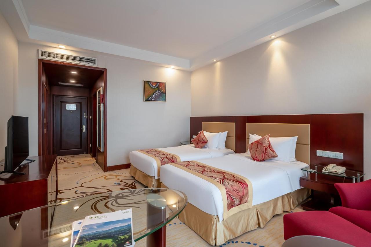 ג'ינאן Grand Metropark Hotel Shandong מראה חיצוני תמונה